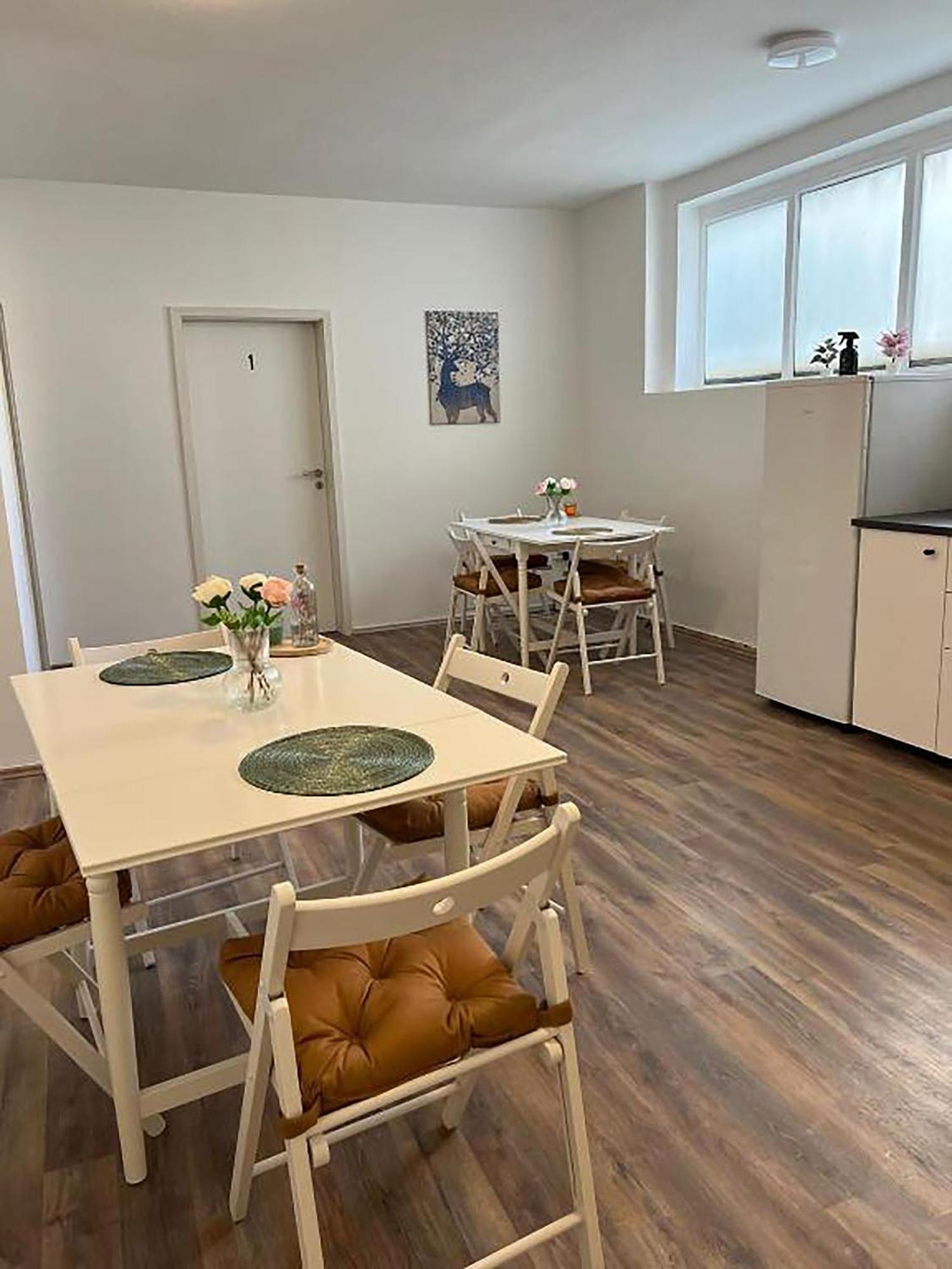 Spacious In Cologne, Near The Cathedral Colónia