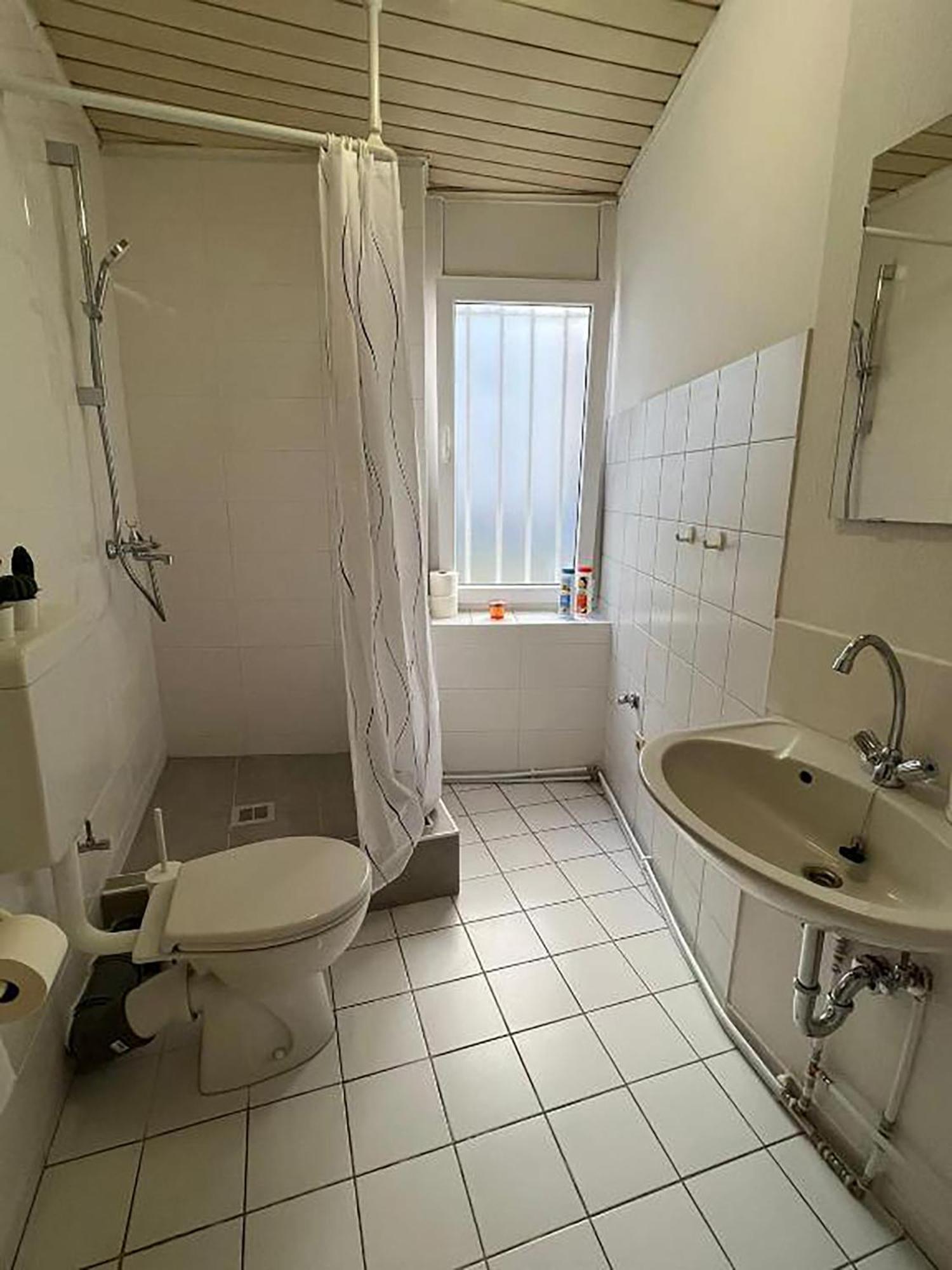 Spacious In Cologne, Near The Cathedral * Colónia